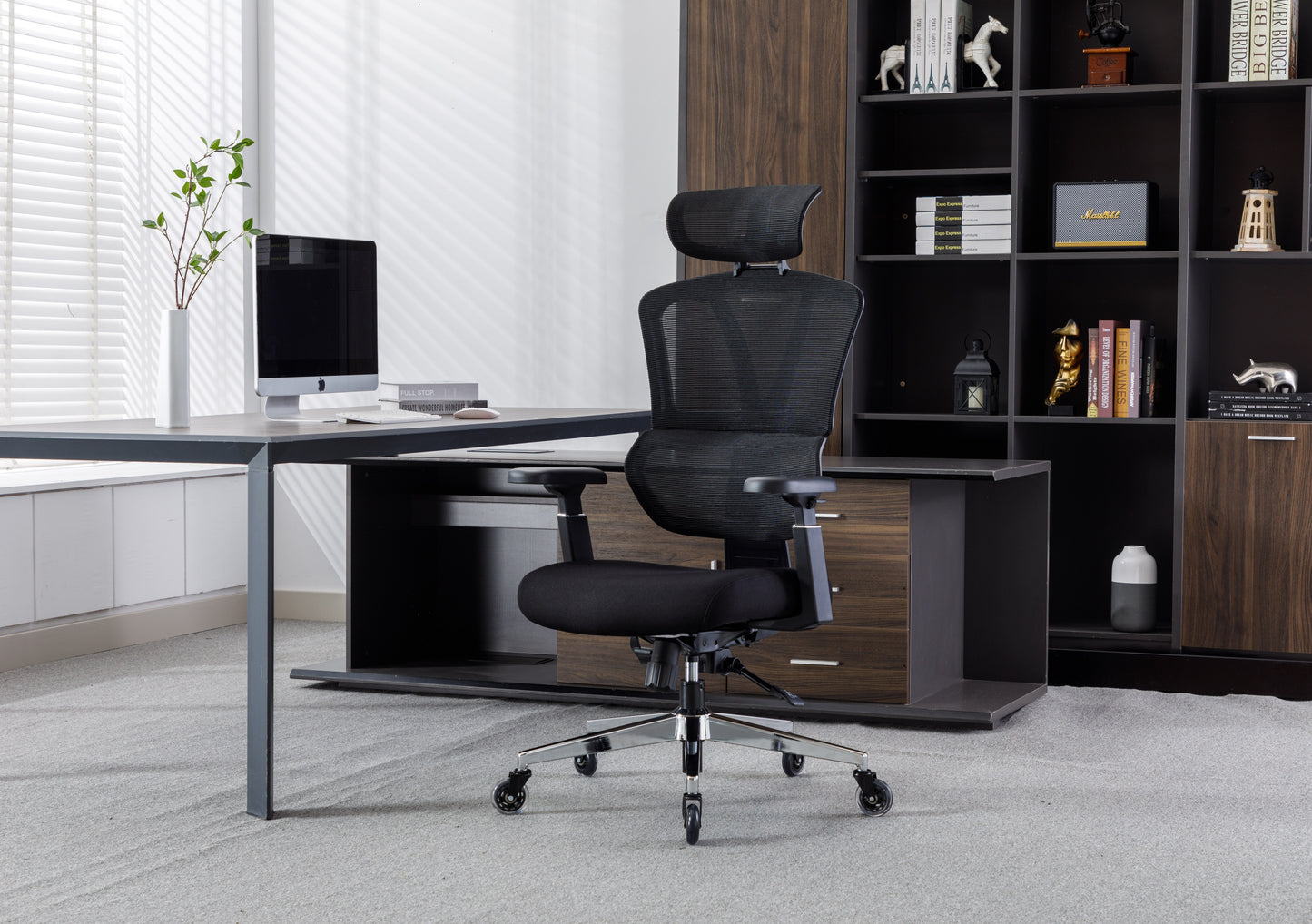 CMHY-003R Ergonomic High Back Mesh Office Chair, 3D Armrest, Adjustable Headrest, Variable Tilt - Rollerblade Casters